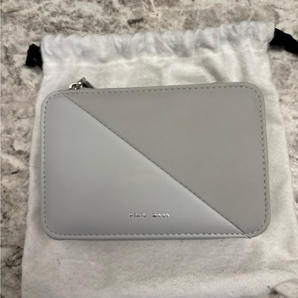 Pixie Mood Gray Travel Jewellery Bag with Textured Design